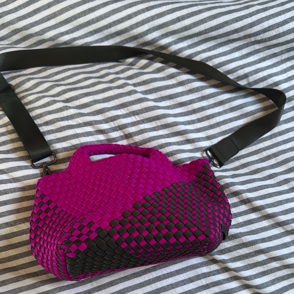 Naghdi Olive and Pink Woven Bag